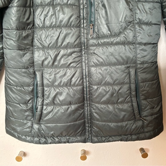 Patagonia Women’s Radalie Jacket in Green, Size XS - Picture 4 of 10